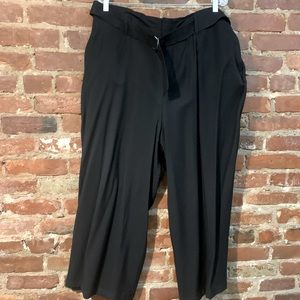 Slouchy Vera Wang Dress Pants
